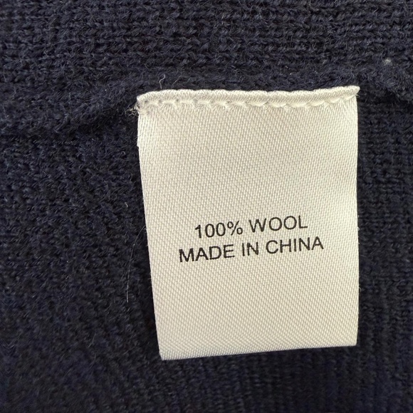 Tuckernuck Lauren Cardigan Midnight Navy with red and gold buttons (sz M) - Picture 5 of 6